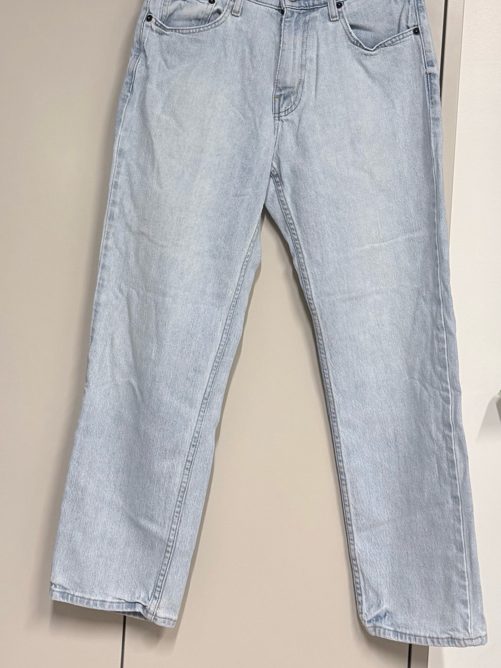 Hollister Men's Light Wash Loose Fit Jeans